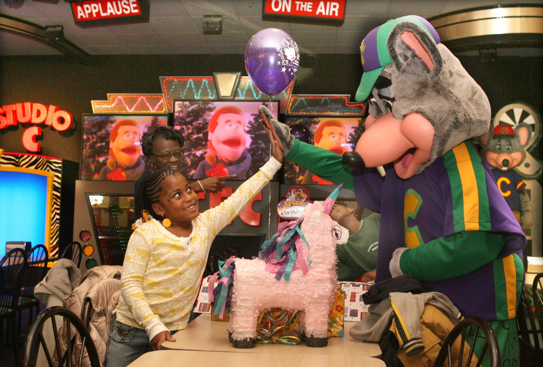 Chuck E Cheese